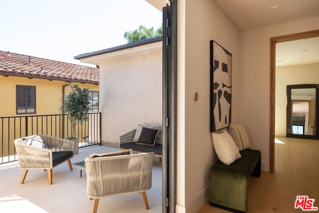 15110 Otsego Street, Los Angeles, CA 91403 — photo 39 of 55