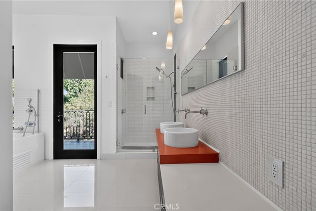 3087 Passmore Drive, Los Angeles, CA 90068 — photo 28 of 56