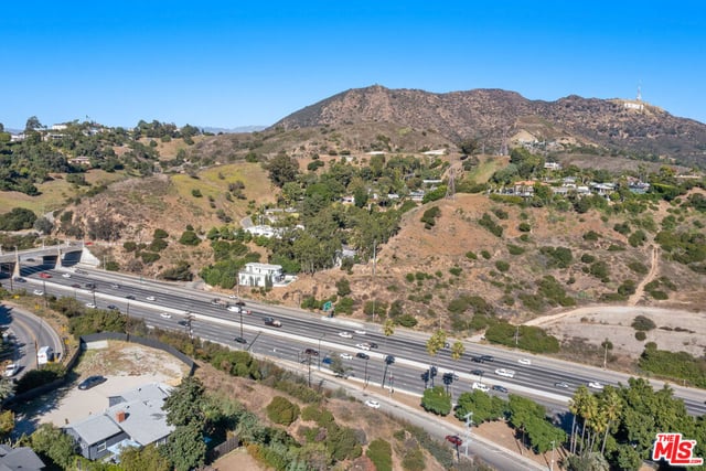 6744 Mulholland Drive, Los Angeles, CA 90068 — photo 42 of 49