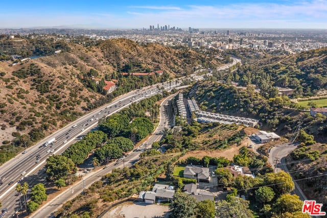 6744 Mulholland Drive, Los Angeles, CA 90068 — photo 43 of 49