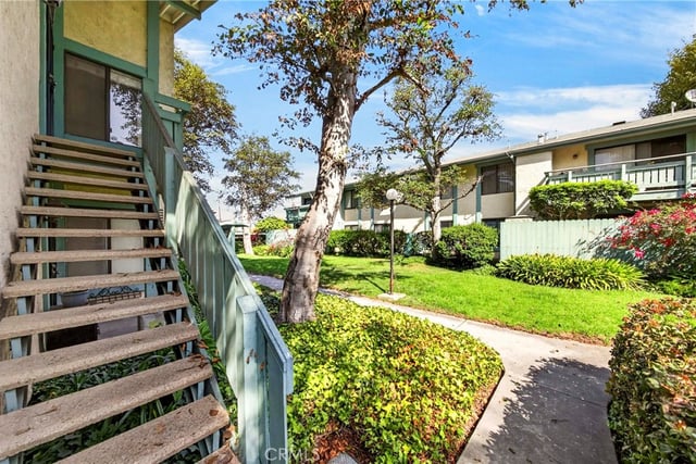 20535 S Vermont Avenue 4, Torrance, CA 90502 — photo 5 of 45