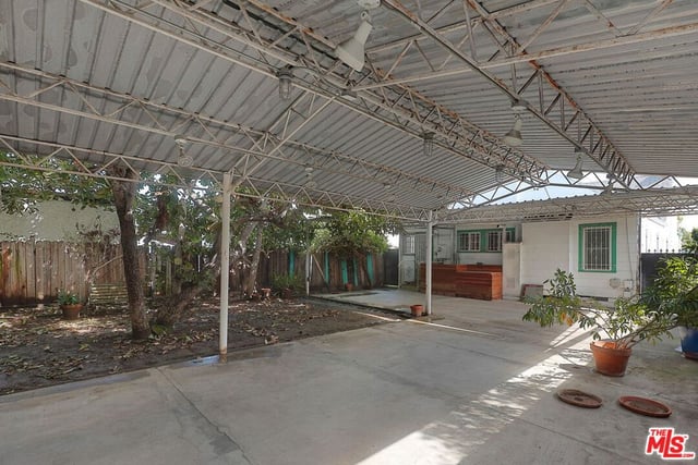 1271 S Mullen Avenue, Los Angeles, CA 90019 — photo 26 of 29