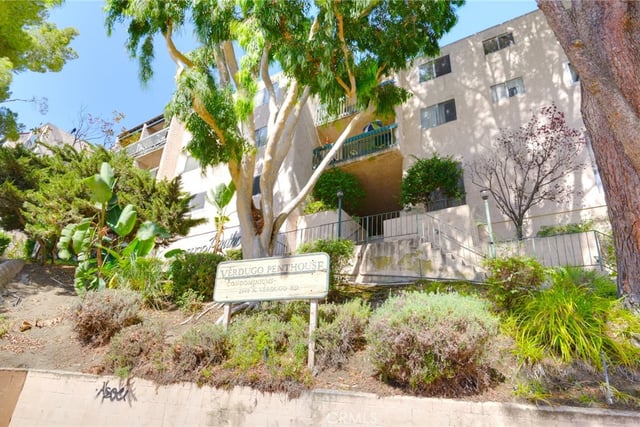 2940 N Verdugo 206, Glendale, CA 91208 — photo 35 of 44