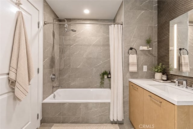 400 S Broadway 1607, Los Angeles, CA 90013 — photo 20 of 65