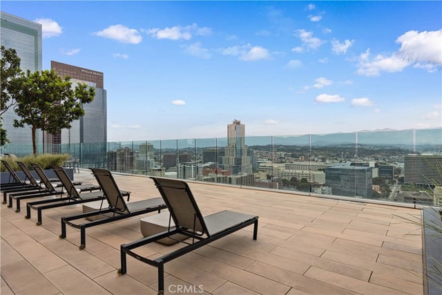 400 S Broadway 1607, Los Angeles, CA 90013 — photo 34 of 65