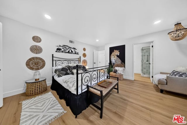 10765 Wrightwood Lane, Los Angeles, CA 91604 — photo 36 of 71