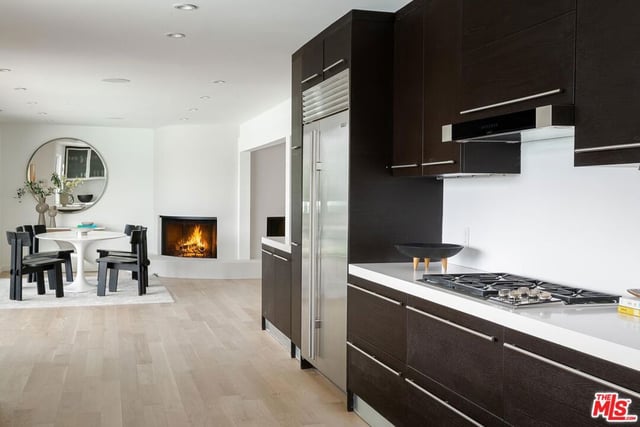 3109 Dona Susana Drive, Studio City, CA 91604 — photo 9 of 37