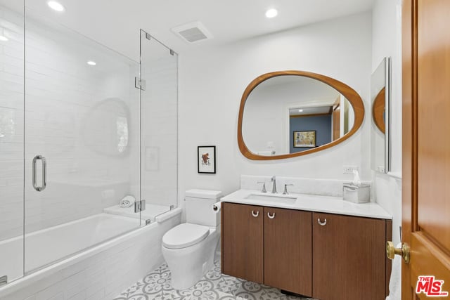 15946 Woodvale Road, Los Angeles, CA 91436 — photo 23 of 49