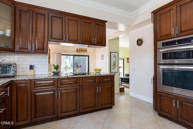 1861 Oakmont Terrace, Glendale, CA 91208 — photo 14 of 37