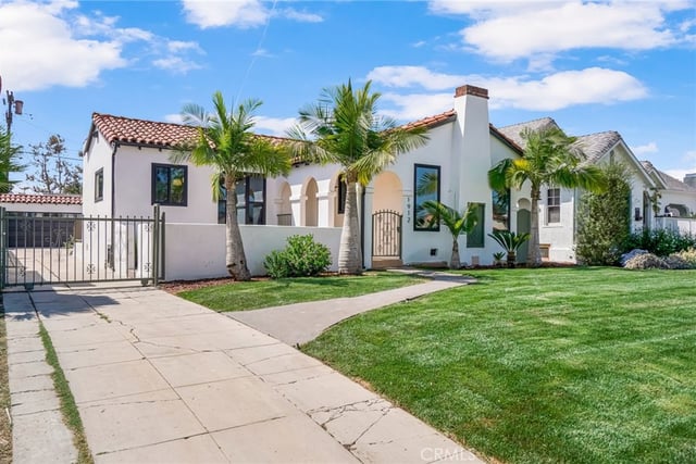 1912 W 76th, Los Angeles, CA 90047 — photo 2 of 69