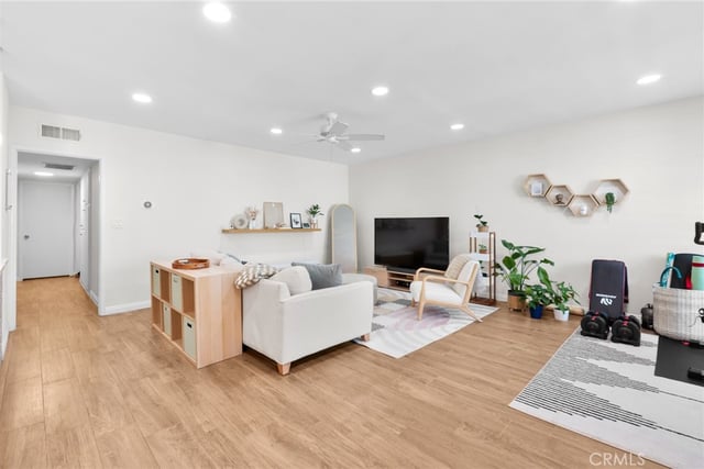 1200 W Huntington Drive 19, Arcadia, CA 91007 — photo 2 of 27