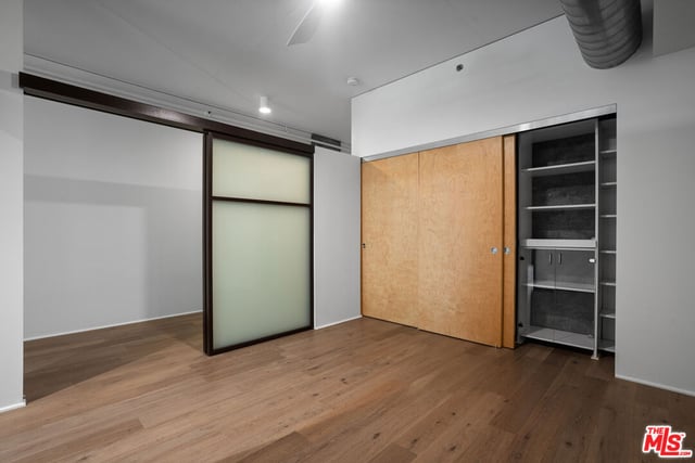 1111 S Grand Avenue 607, Los Angeles, CA 90015 — photo 17 of 31