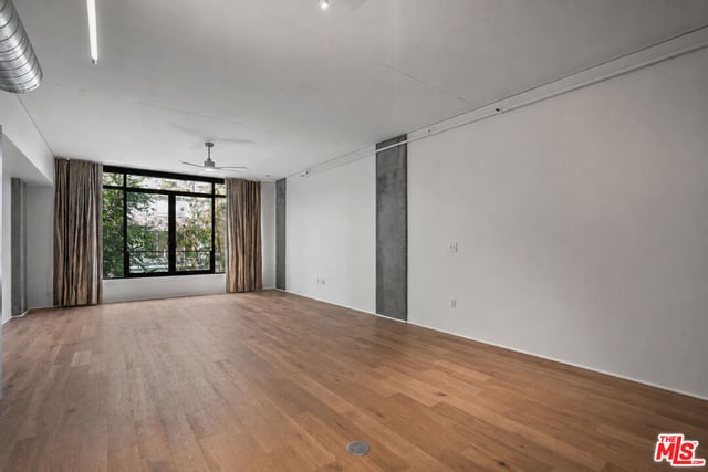 1111 S Grand Avenue 607, Los Angeles, CA 90015 — photo 19 of 31