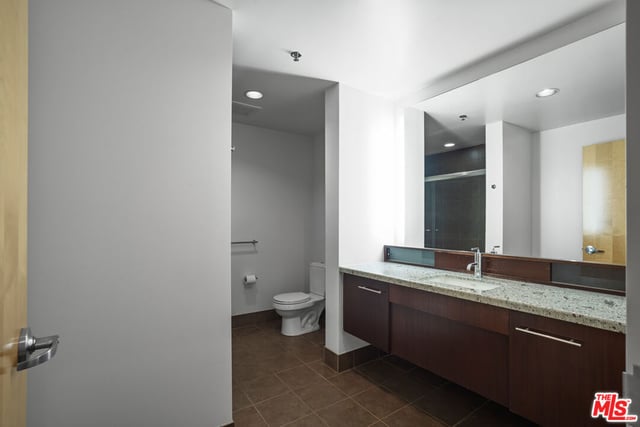 1111 S Grand Avenue 607, Los Angeles, CA 90015 — photo 31 of 31