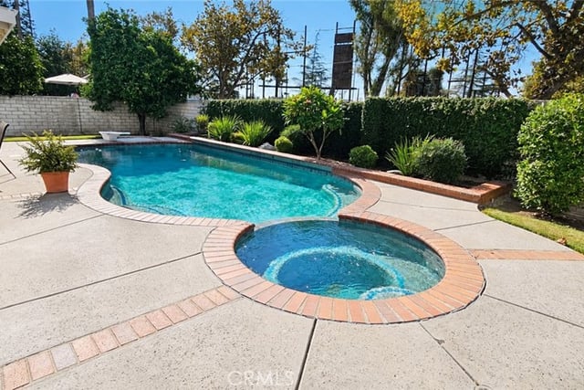 18120 Herbold, Los Angeles, CA 91325 — photo 7 of 27