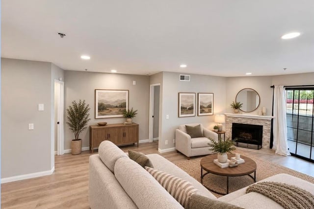 6545 Reseda 3, Reseda, CA 91335 — photo 4 of 28
