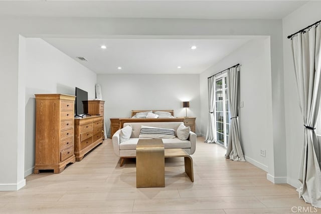 2142 E Chevy Chase, Glendale, CA 91206 — photo 26 of 57