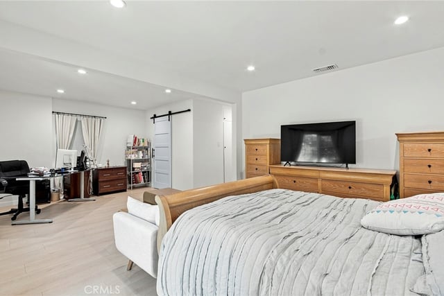 2142 E Chevy Chase, Glendale, CA 91206 — photo 27 of 57