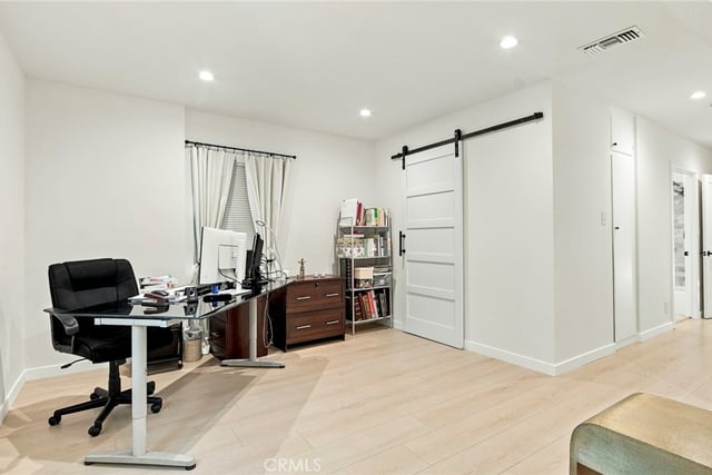 2142 E Chevy Chase, Glendale, CA 91206 — photo 29 of 57