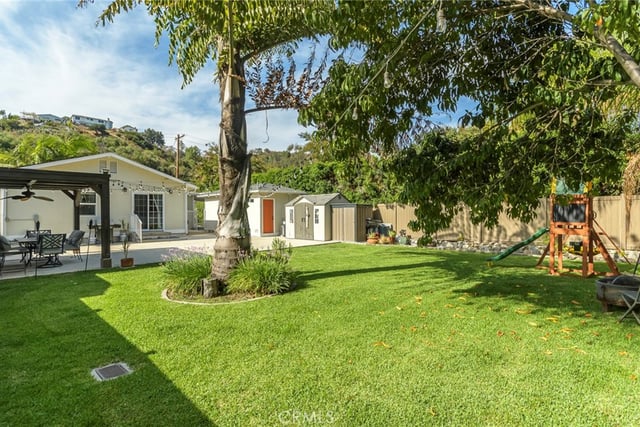 2142 E Chevy Chase, Glendale, CA 91206 — photo 54 of 57