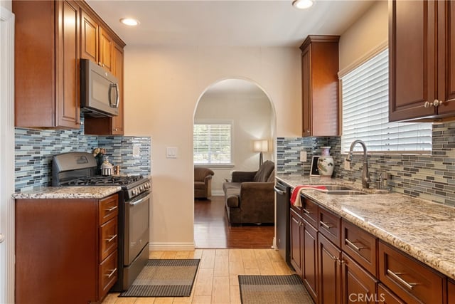 5330 Huntington S, Los Angeles, CA 90032 — photo 12 of 33