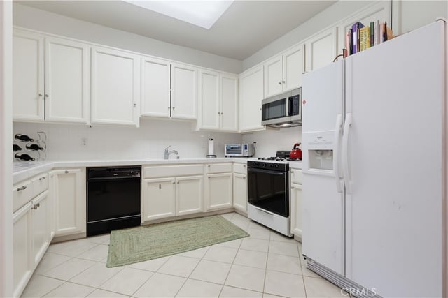 3535 Dunn Drive 201, Los Angeles, CA 90034 — photo 10 of 31