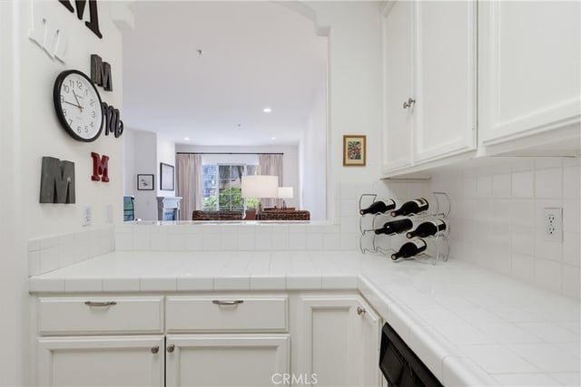3535 Dunn Drive 201, Los Angeles, CA 90034 — photo 11 of 31