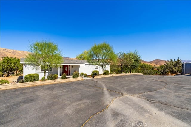 6076 Valley Sage Road, Acton, CA 93510 — photo 6 of 75