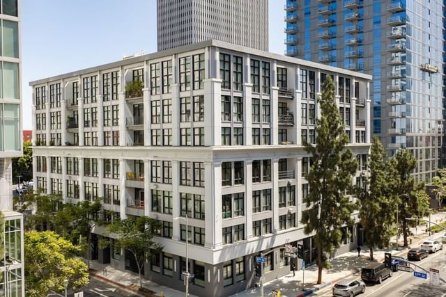 330 W 11th Street 401 & 402, Los Angeles, CA 90015 — photo 36 of 37