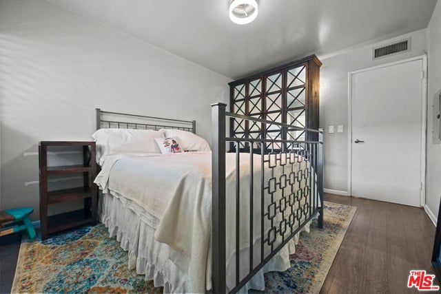 970 Palm Avenue 218, West Hollywood, CA 90069 — photo 15 of 24