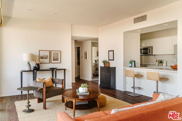 960 San Pasqual Street 203, Pasadena, CA 91106 — photo 10 of 46