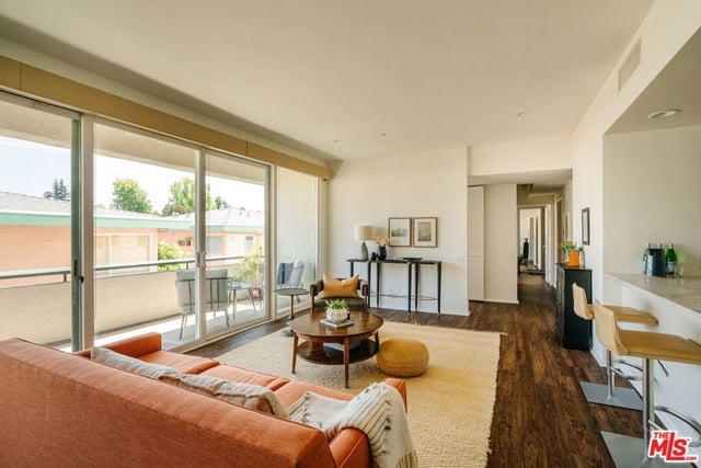 960 San Pasqual Street 203, Pasadena, CA 91106 — photo 3 of 46