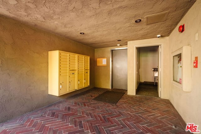 960 San Pasqual Street 203, Pasadena, CA 91106 — photo 39 of 46