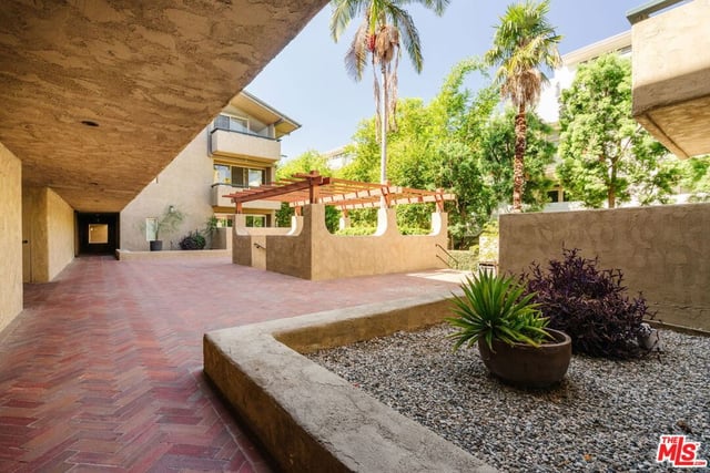 960 San Pasqual Street 203, Pasadena, CA 91106 — photo 40 of 46
