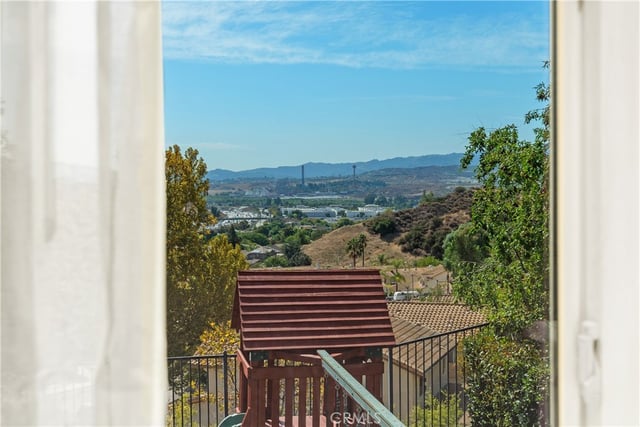 29944 Shadow Place, Castaic, CA 91384 — photo 18 of 42