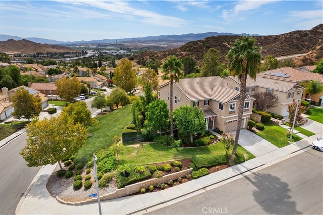 29944 Shadow Place, Castaic, CA 91384 — photo 3 of 42