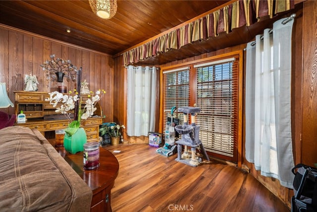 6710 Calhoun, Van Nuys, CA 91405 — photo 11 of 59