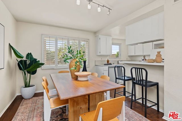2016 Euclid Street 13, Santa Monica, CA 90405 — photo 11 of 31