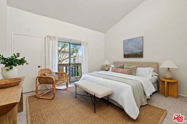 2016 Euclid Street 13, Santa Monica, CA 90405 — photo 14 of 31