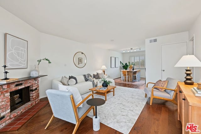 2016 Euclid Street 13, Santa Monica, CA 90405 — photo 8 of 31