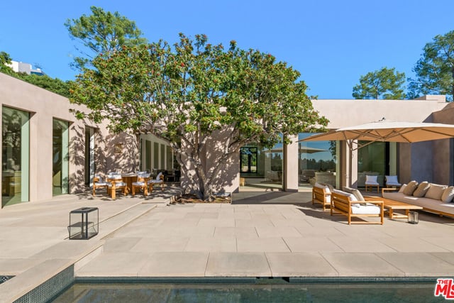 1016 N Hillcrest Road, Beverly Hills, CA 90210 — photo 26 of 44