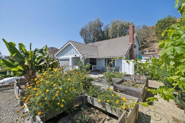 1806 Cherry Hill Road, Santa Paula, CA 93060 — photo 3 of 59