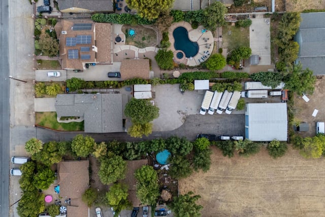 10547 Oklahoma Avenue, Los Angeles, CA 91311 — photo 32 of 40