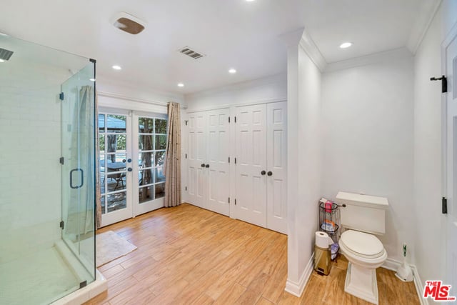 5923 N Corbin Avenue, Tarzana, CA 91356 — photo 20 of 30