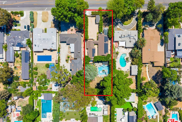 5923 N Corbin Avenue, Tarzana, CA 91356 — photo 7 of 30