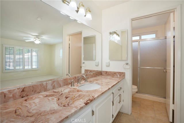 26807 Circle Of The Oaks, Newhall, CA 91321 — photo 17 of 31