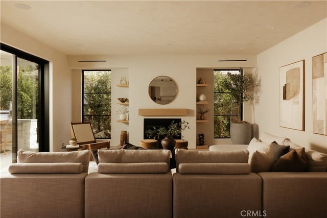 4926 Nagle Avenue, Sherman Oaks, CA 91423 — photo 17 of 45