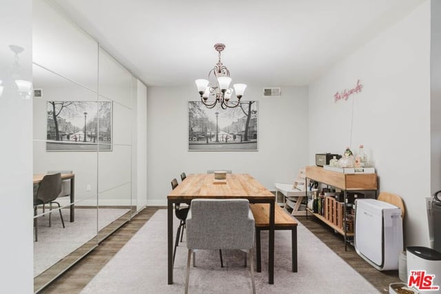 631 S Kenmore Avenue 303, Los Angeles, CA 90005 — photo 15 of 28
