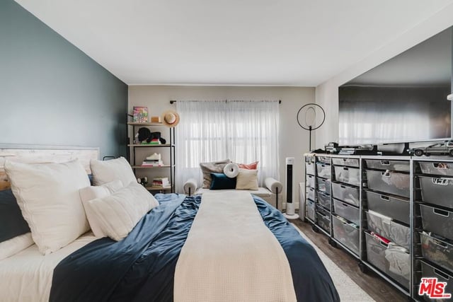 631 S Kenmore Avenue 303, Los Angeles, CA 90005 — photo 6 of 28