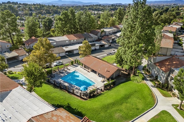 26853 Avenida Terraza, Saugus, CA 91350 — photo 32 of 37